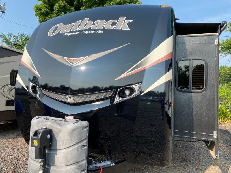 Used 2015 Keystone Outback 277RL available in Souderton, Pennsylvania