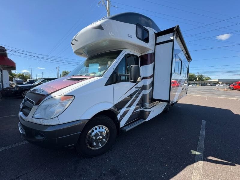 Used 2013 Winnebago View 24M available in Souderton, Pennsylvania
