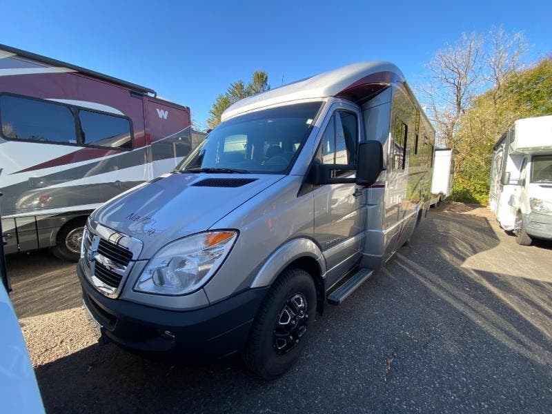 Used 2009 Itasca Navion iQ 24DL available in Souderton, Pennsylvania