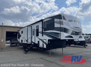 New 2023 Heartland Gravity 3550 available in Cleburne, Texas