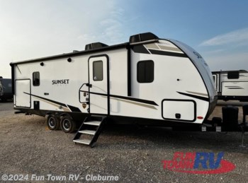 Used 2022 CrossRoads Sunset Trail SS253RB available in Cleburne, Texas