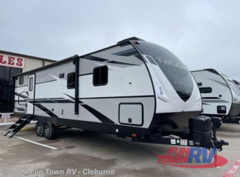 Used 2021 Cruiser RV Twilight Signature TWS 2800 available in Cleburne, Texas