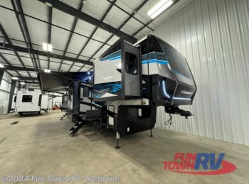 New 2024 Heartland Cyclone 4008 available in Cleburne, Texas