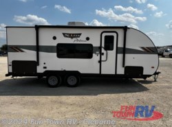 Used 2024 Forest River Wildwood X-Lite 19DBXL available in Cleburne, Texas