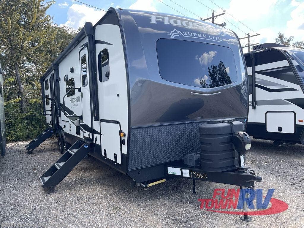 Used 2023 Forest River Flagstaff Super Lite 27BHWS available in Cleburne, Texas