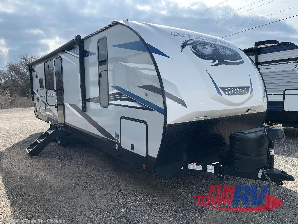 Used 2022 Forest River Cherokee Alpha Wolf 26RK-L available in Cleburne, Texas