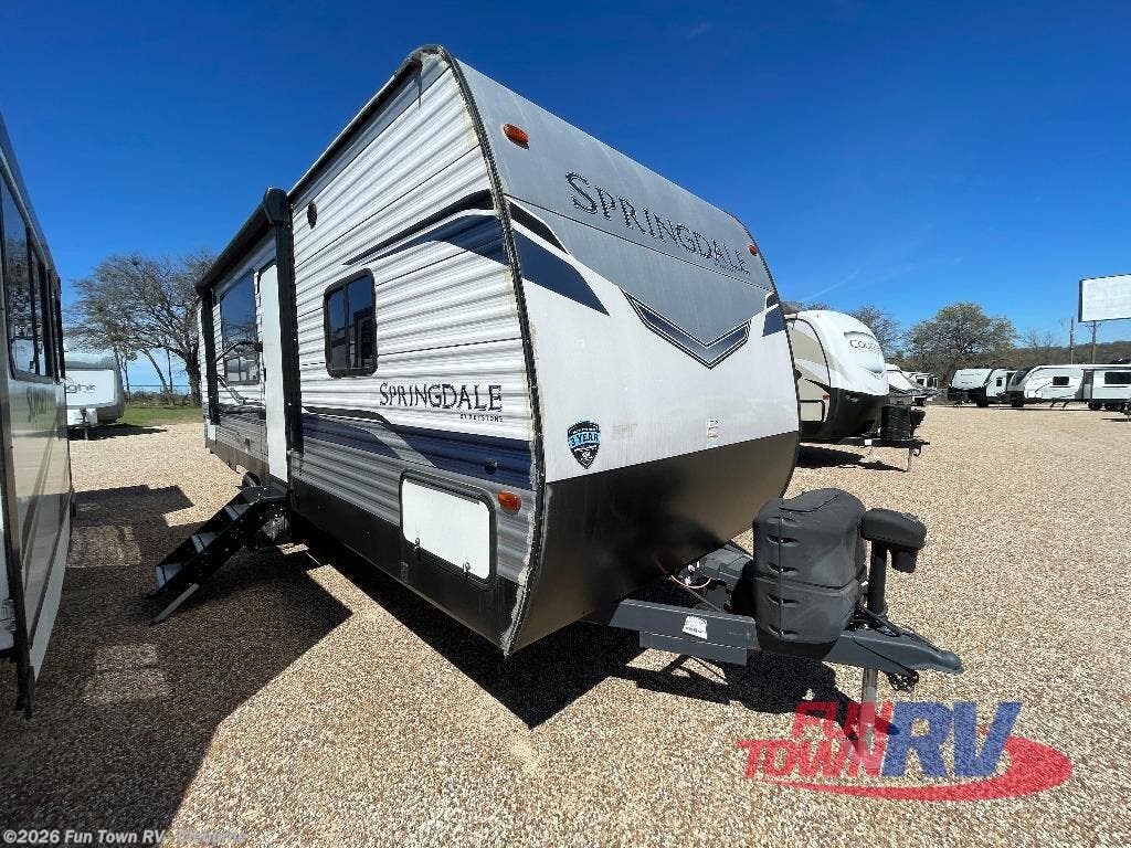 Used 2022 Keystone Springdale 260BH available in Cleburne, Texas