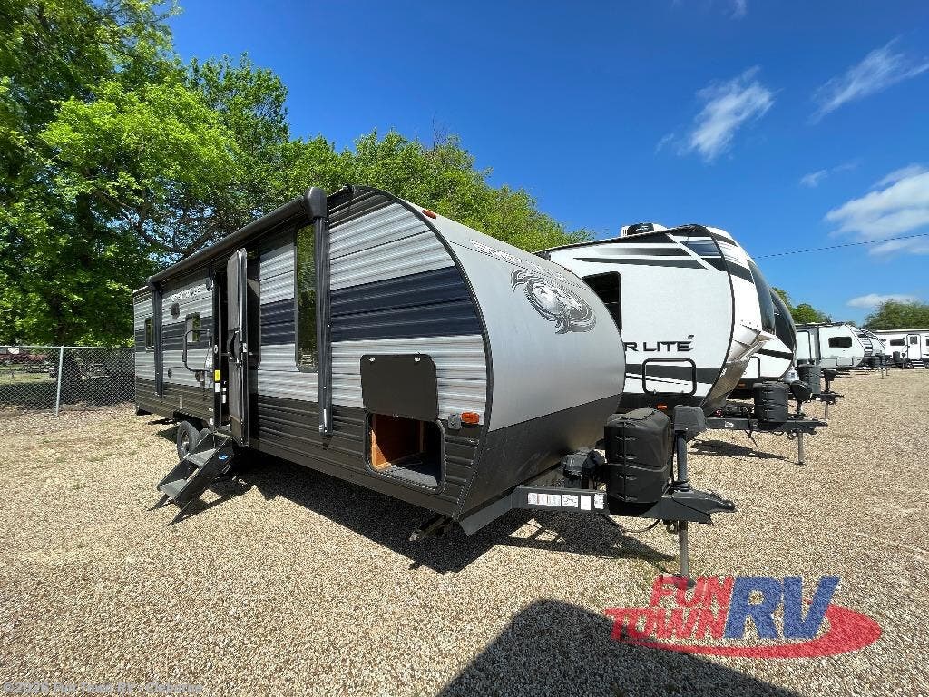 Used 2020 Forest River Cherokee Grey Wolf 22RR available in Cleburne, Texas