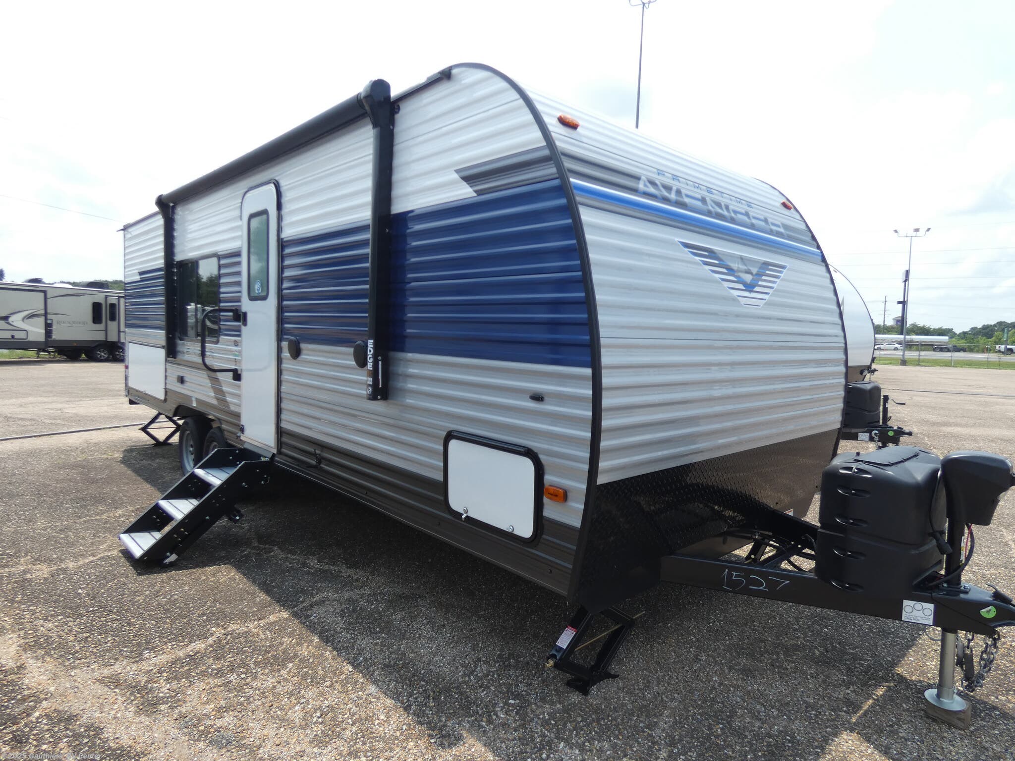 2022 Prime Time Avenger 26BK