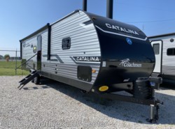 New 2025 Coachmen Catalina Legacy Edition 293TQBSCKLE available in Scott, Louisiana