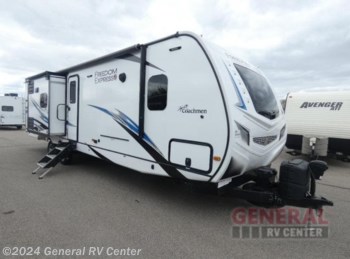Used 2021 Coachmen Freedom Express Liberty Edition 320BHDSLE available in Brownstown Township, Michigan