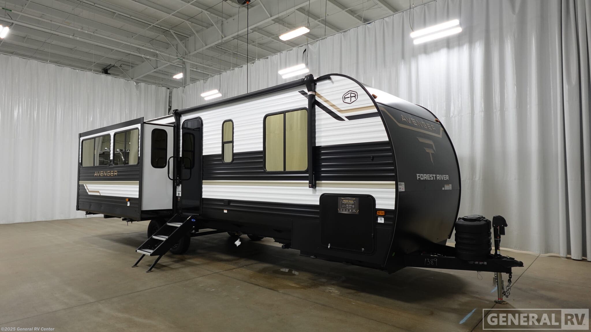 New 2026 Prime Time Avenger 27REI available in Brownstown Township, Michigan