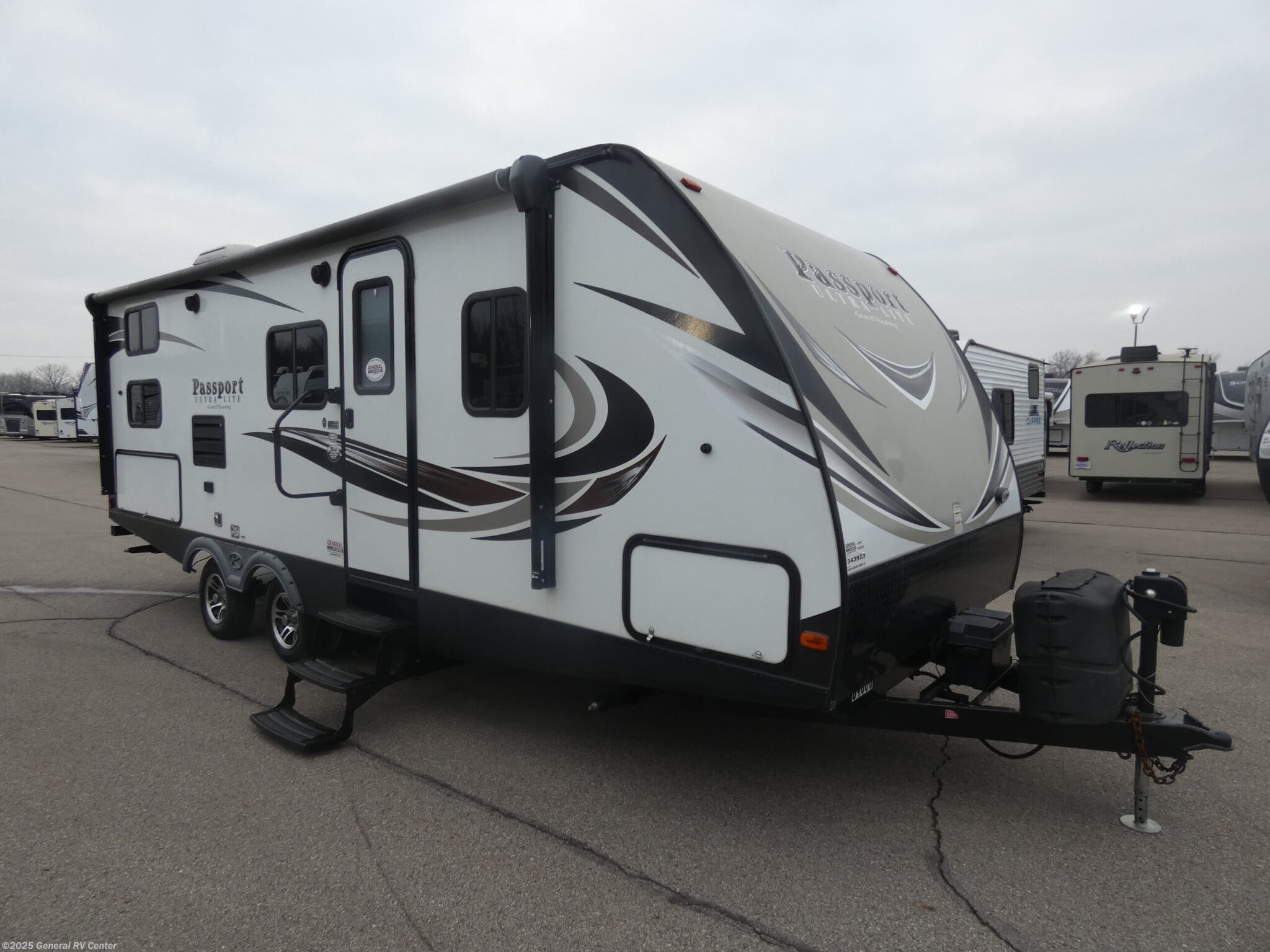 Used 2019 Keystone Passport GT 2400BH available in Brownstown Township, Michigan