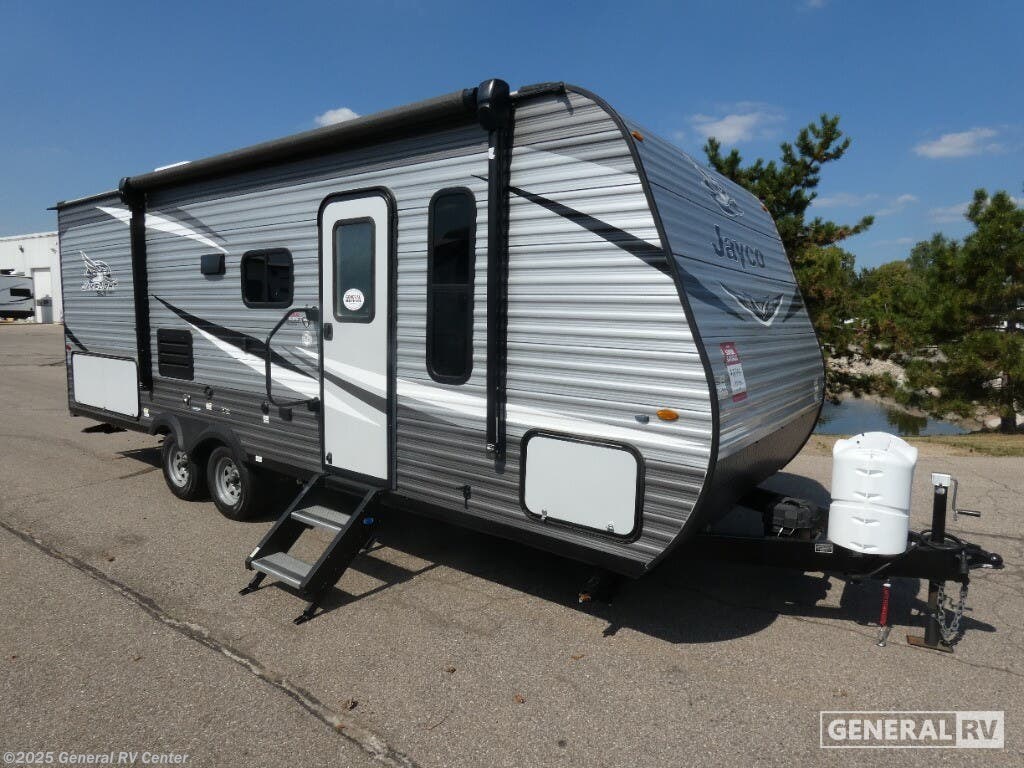 Used 2020 Jayco Jay Flight SLX 8 224BH available in Brownstown Township, Michigan