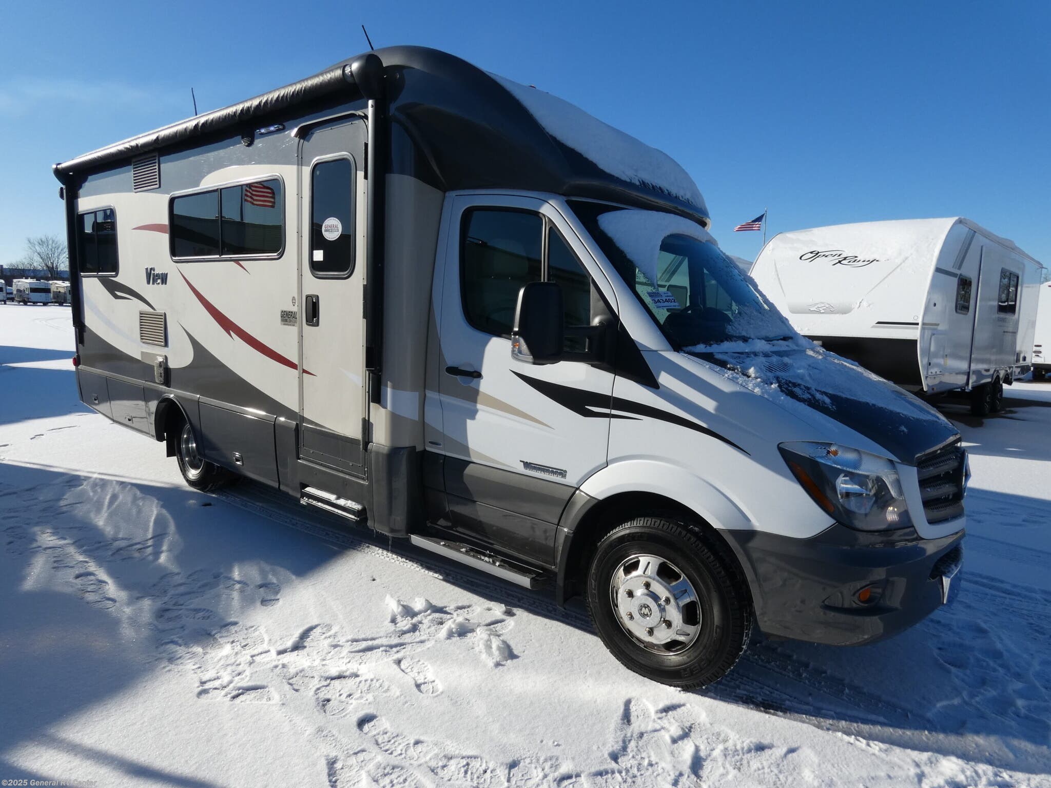 Used 2015 Winnebago View 24G available in Brownstown Township, Michigan