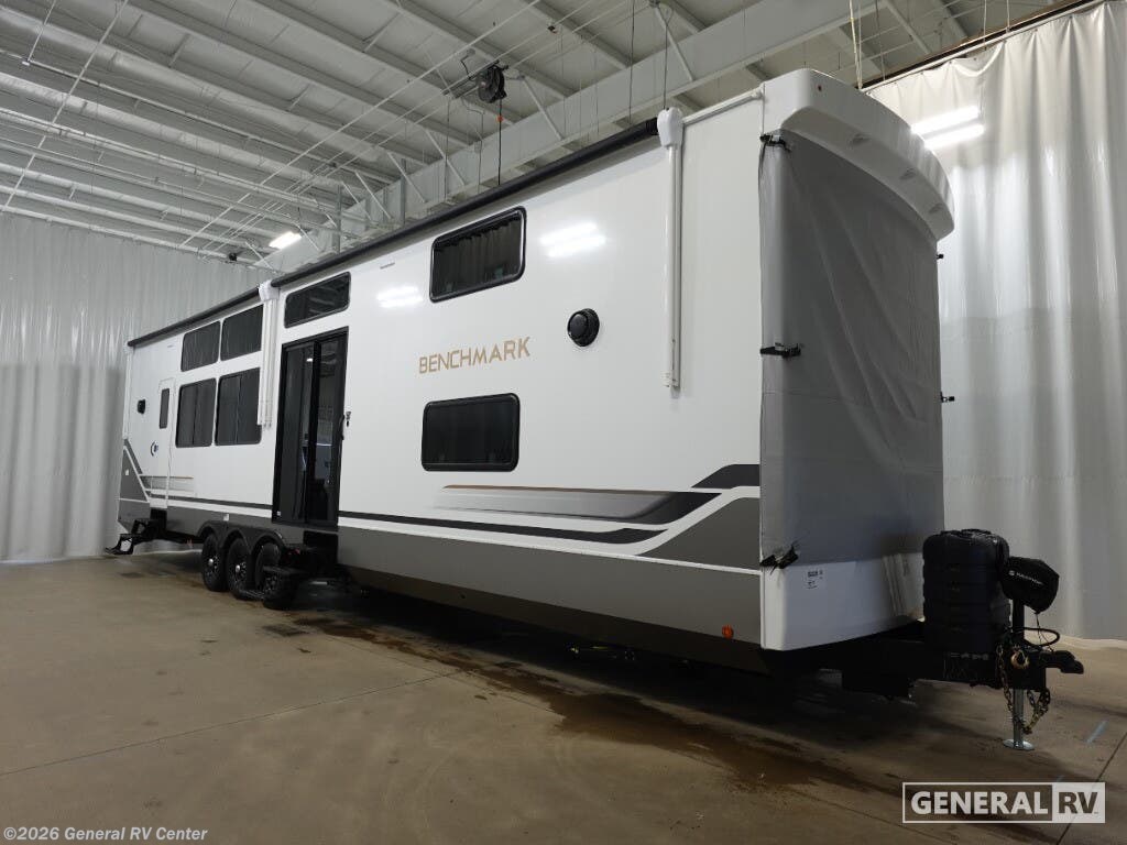 New 2026 Alliance RV Benchmark 44LFT available in Brownstown Township, Michigan