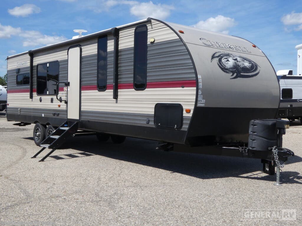 Used 2019 Forest River Cherokee 274RK available in Mount Clemens, Michigan