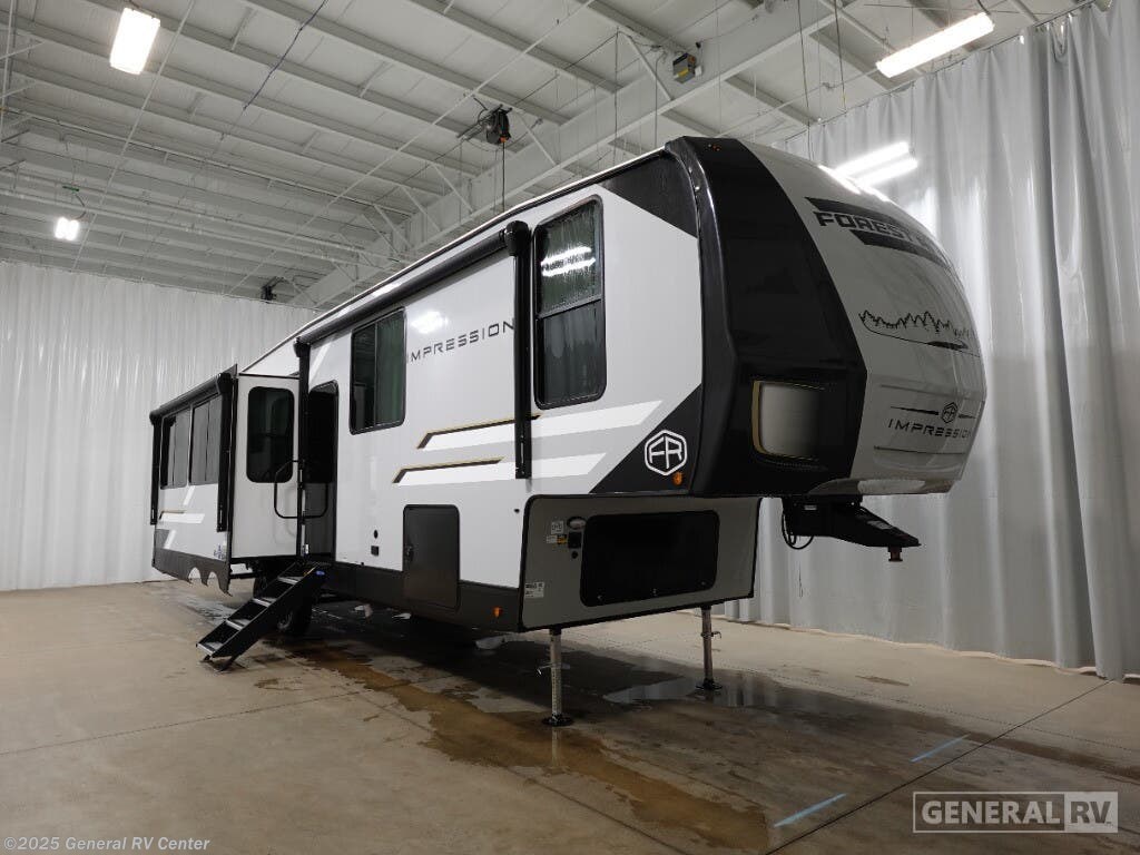 New 2025 Forest River Impression 318RLVIEW available in Mount Clemens, Michigan