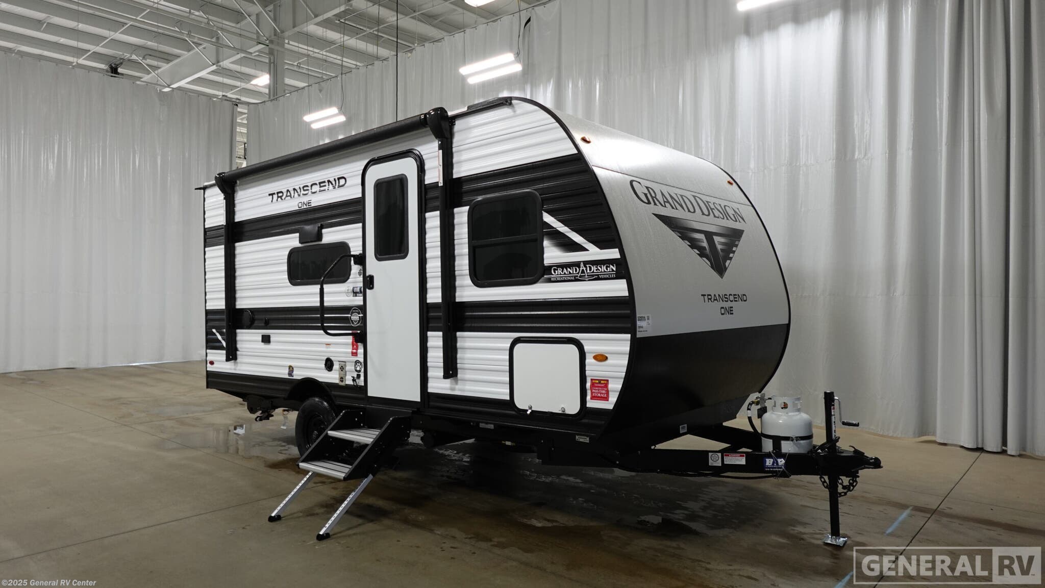 New 2026 Grand Design Transcend One 151BH available in Mount Clemens, Michigan