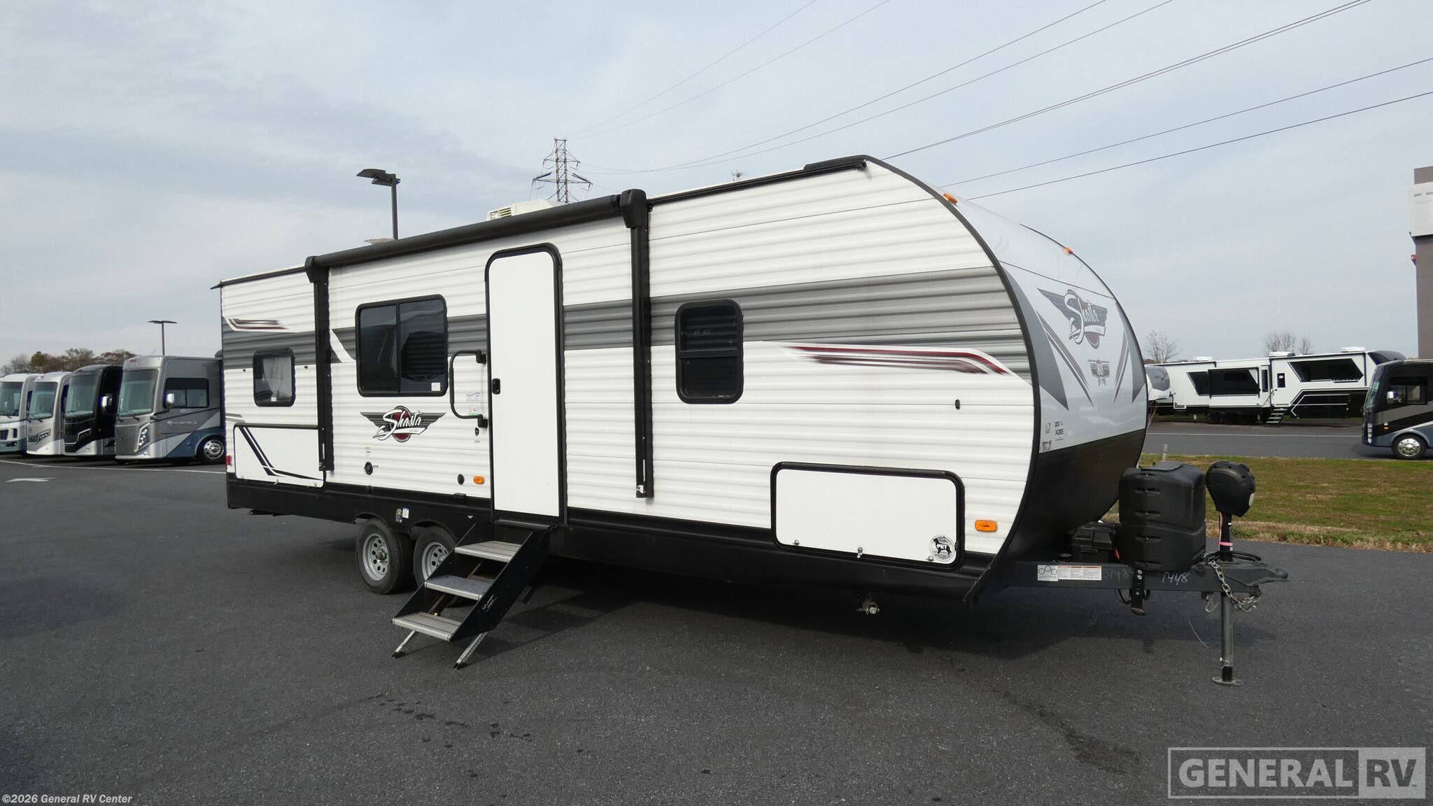 Used 2022 Shasta Shasta 25RS available in Mount Clemens, Michigan