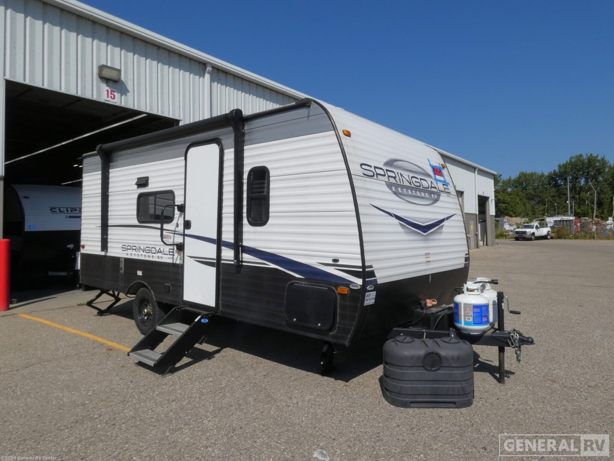 Used 2023 Keystone Springdale 1760BH available in Mount Clemens, Michigan