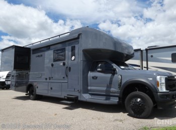 Used 2026 Grand Design Lineage 31ZW available in Mount Clemens, Michigan