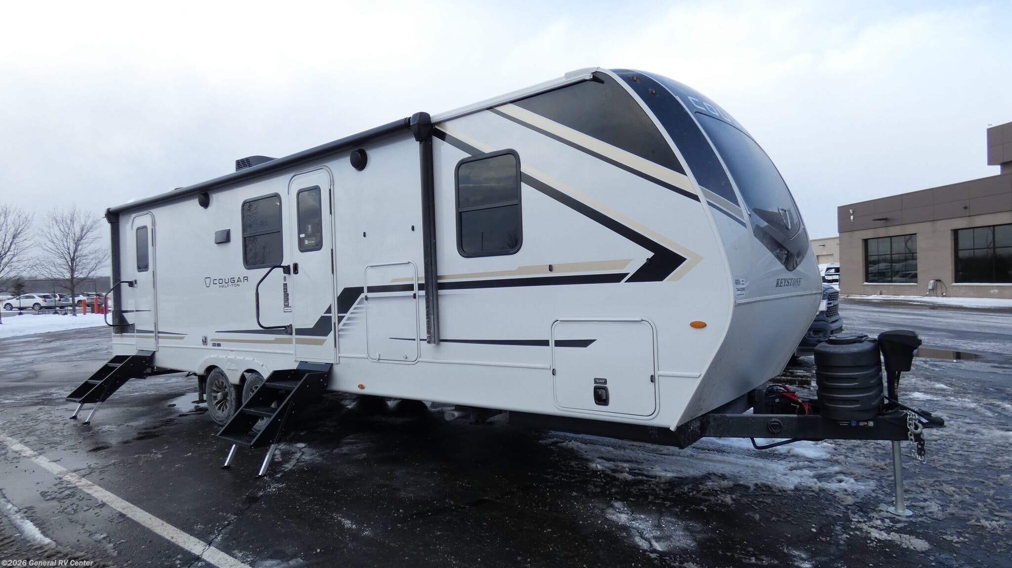 New 2026 Keystone Cougar 28BHS available in Mount Clemens, Michigan