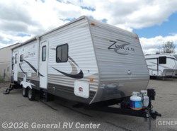 Used 2015 CrossRoads Zinger 270 RL available in Mount Clemens, Michigan