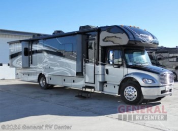 Used 2016 Dynamax Corp Force 37TS HD available in Elizabethtown, Pennsylvania