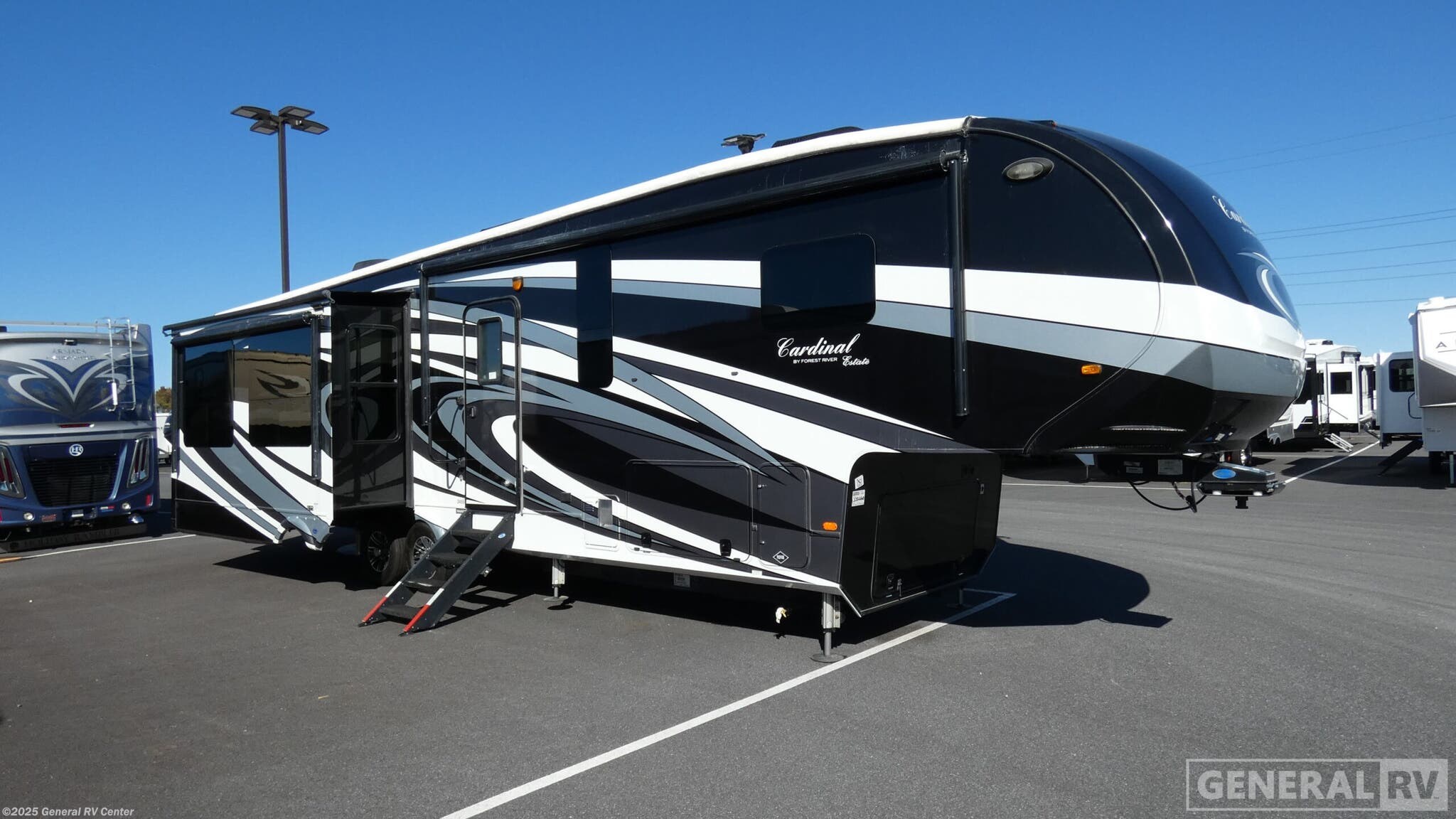 Used 2017 Forest River Cardinal Estate 3455RL available in Elizabethtown, Pennsylvania