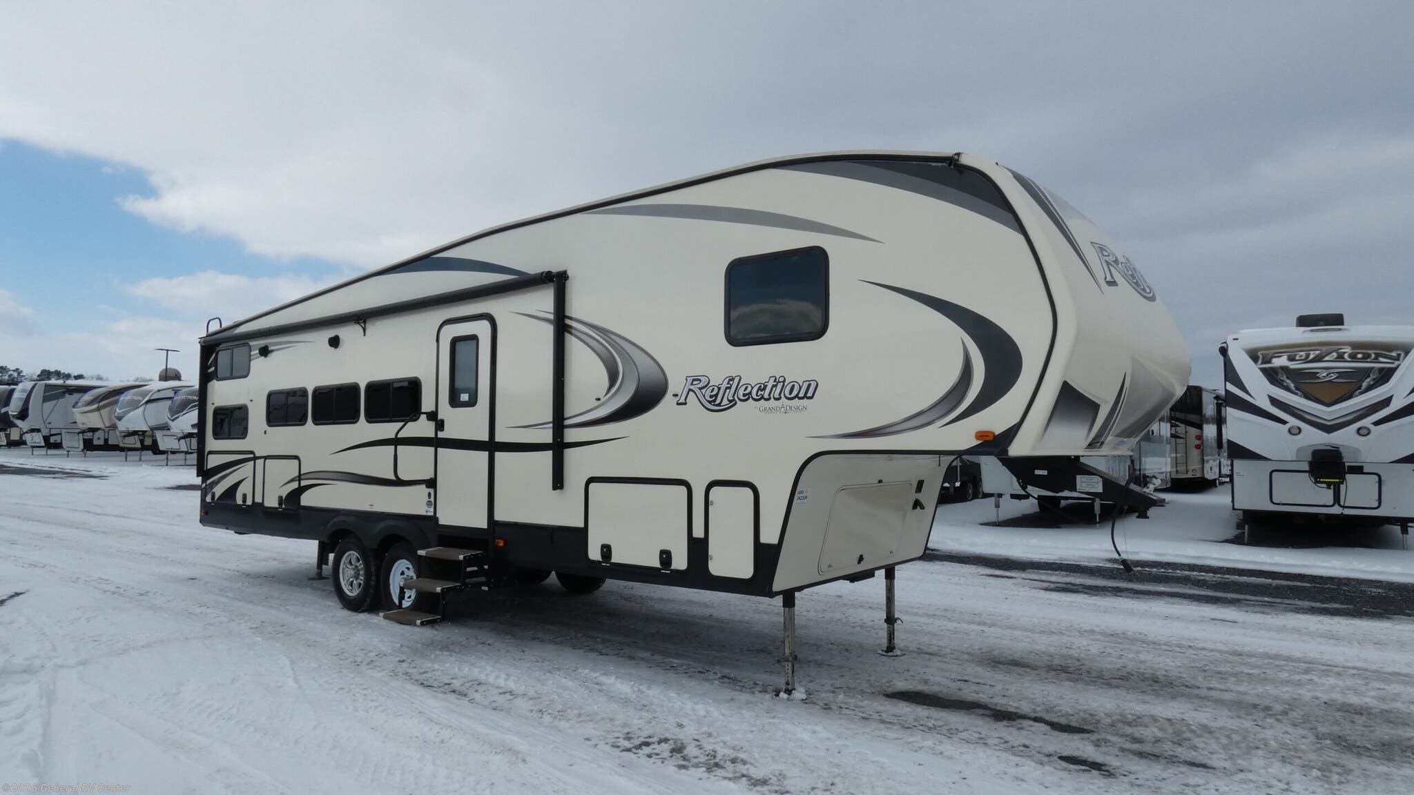 Used 2018 Grand Design Reflection 28BH available in Elizabethtown, Pennsylvania