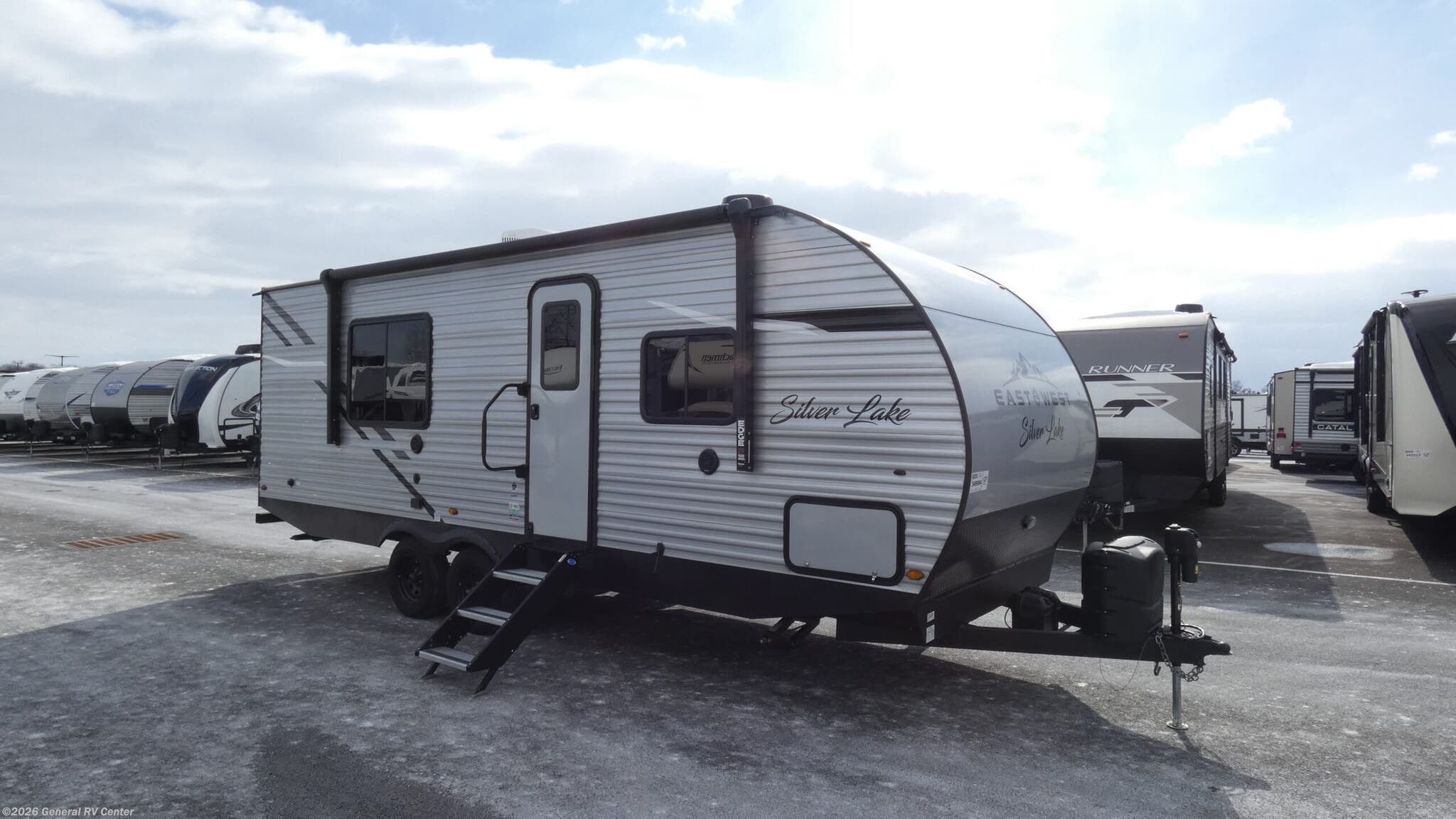 Used 2023 East to West Silver Lake 25KRB available in Elizabethtown, Pennsylvania