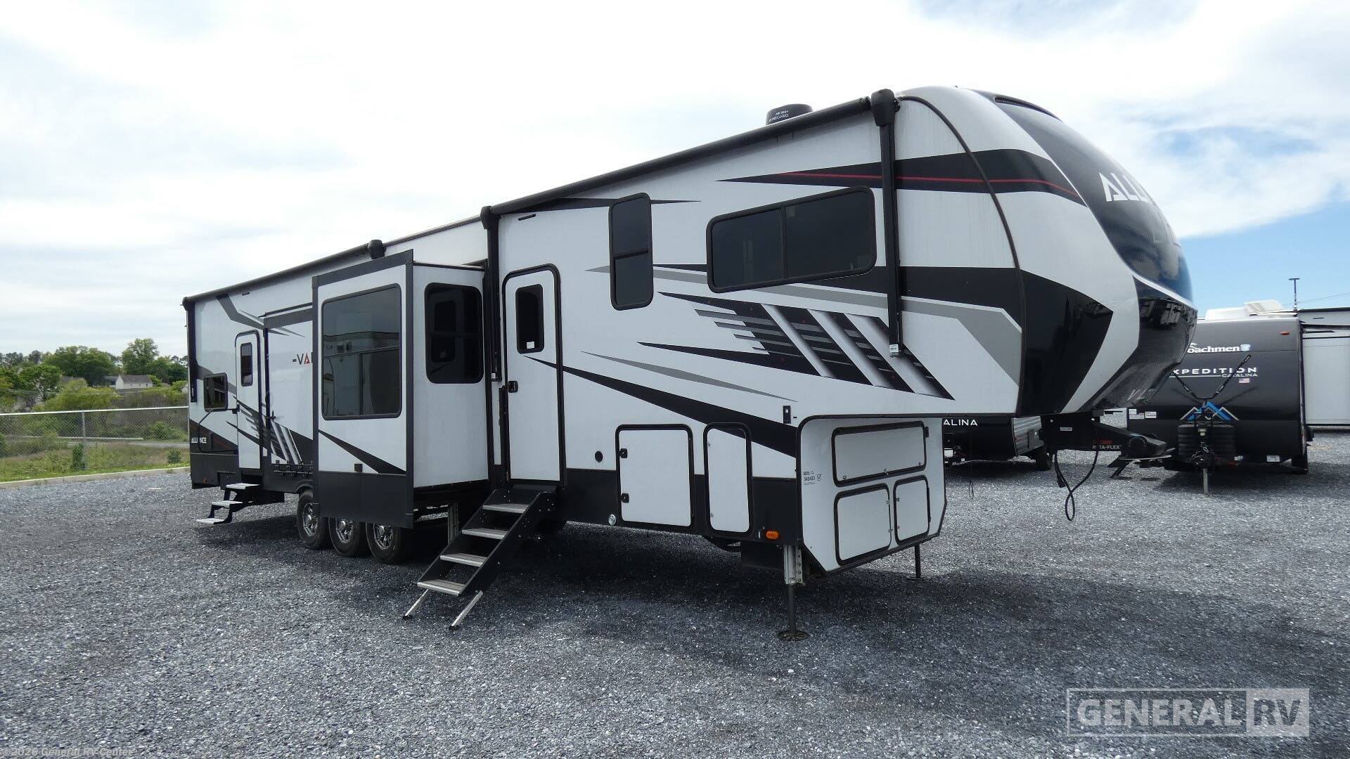 Used 2023 Alliance RV Valor 42V13 available in Elizabethtown, Pennsylvania