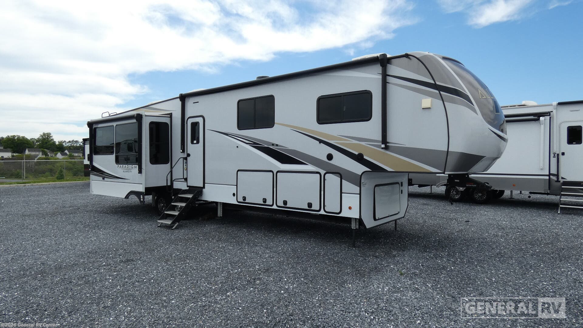 Used 2022 Alliance RV Paradigm 390MP available in Elizabethtown, Pennsylvania