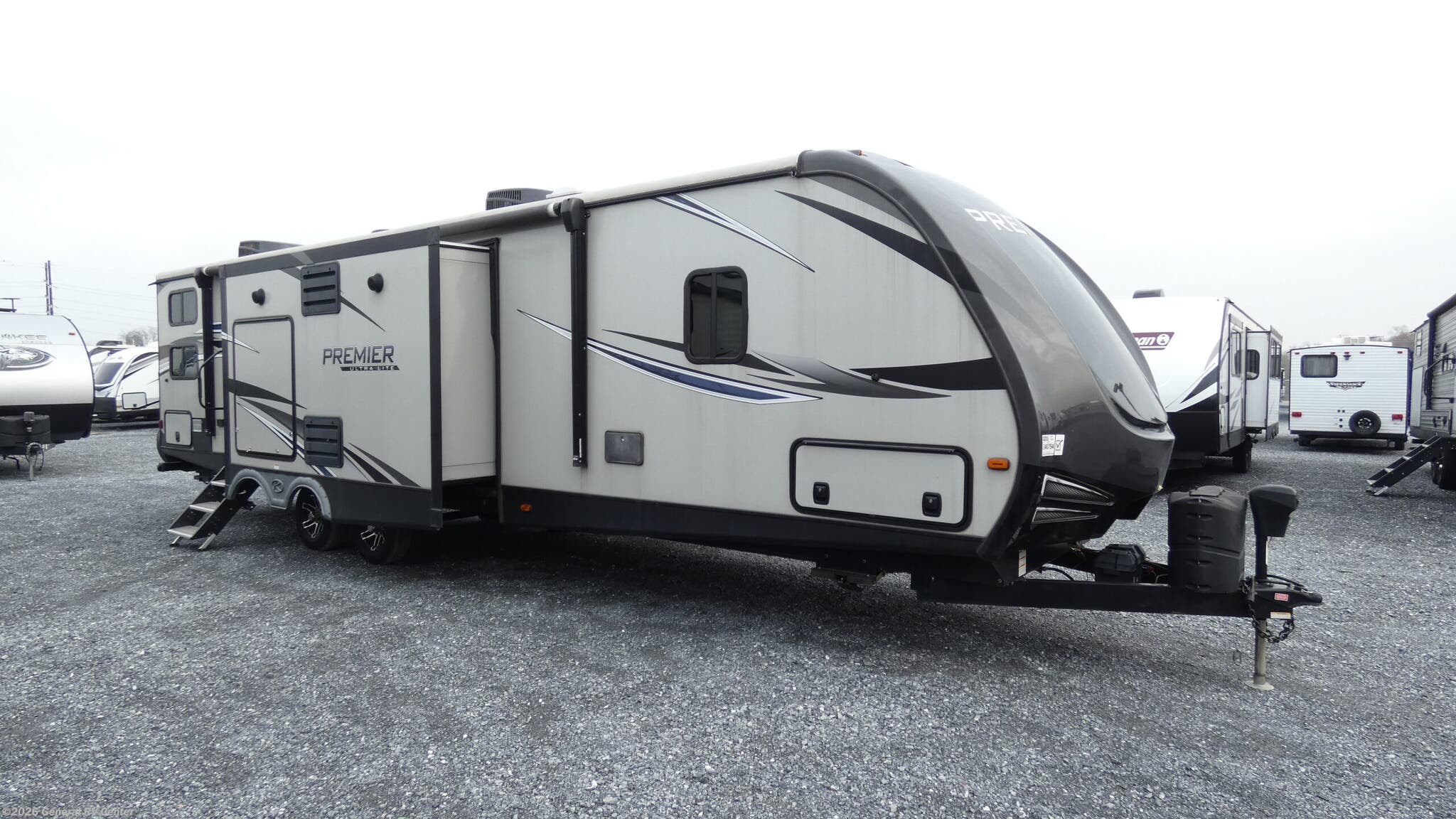 Used 2020 Keystone Premier Ultra Lite 34BIPR available in Elizabethtown, Pennsylvania