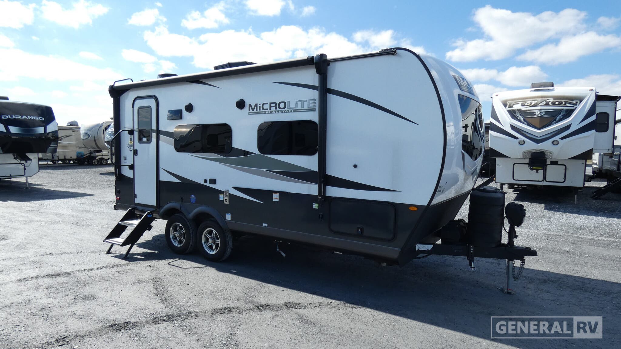 Used 2025 Forest River Flagstaff Micro Lite 21FBRS available in Elizabethtown, Pennsylvania