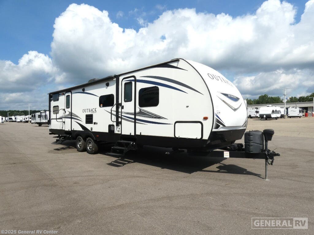 Used 2018 Keystone Outback 314UBH 2-SLD available in Wayland, Michigan