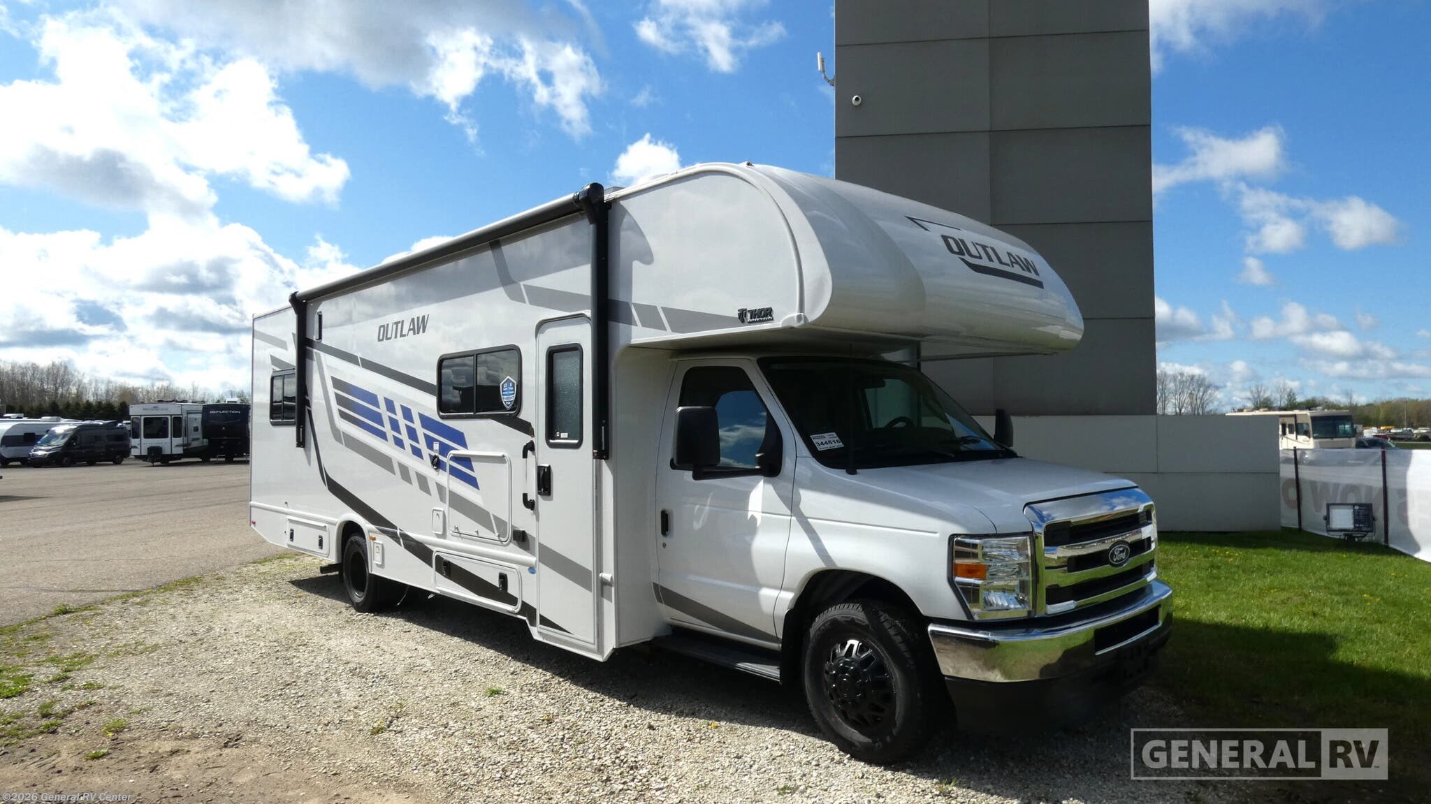 New 2026 Thor Motor Coach Outlaw 29T available in Wayland, Michigan