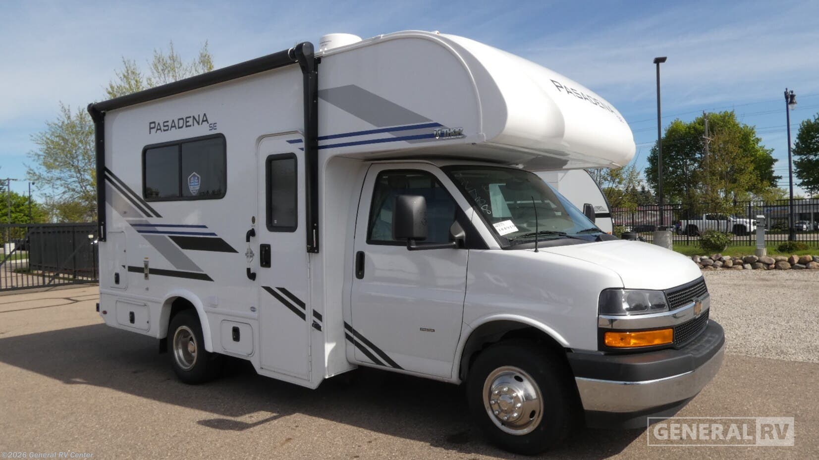 New 2026 Thor Motor Coach Pasadena SE SX19 Chevy available in Wayland, Michigan