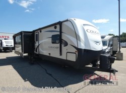 Used 2018 Keystone Cougar Half-Ton Series 32RLI available in Wixom, Michigan