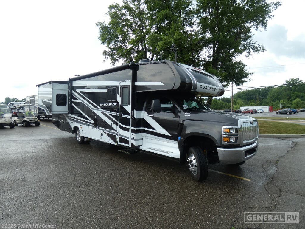 New 2025 Coachmen Entourage 340BH available in Wixom, Michigan