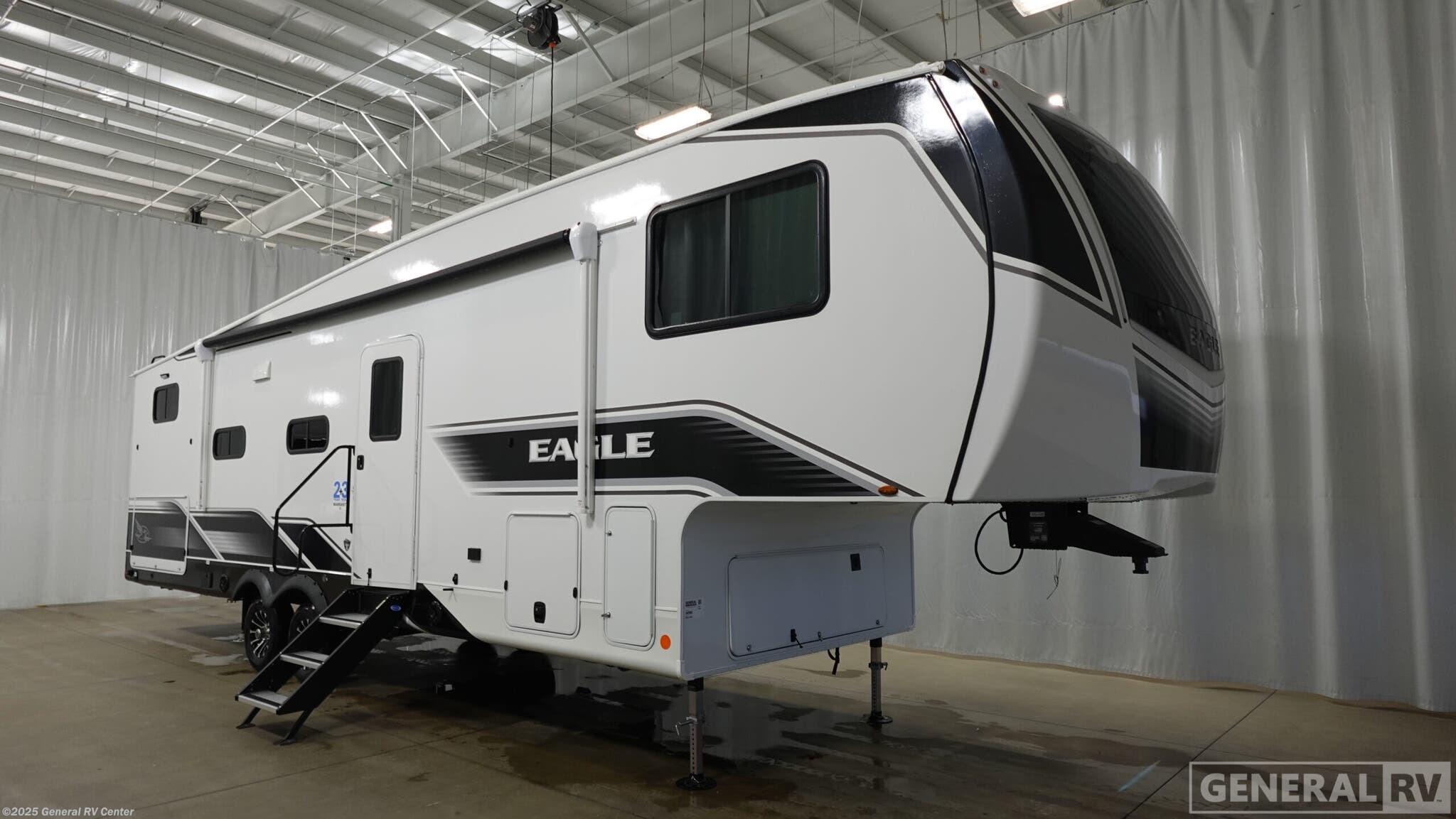 New 2026 Jayco Eagle HT 31QCD available in Wixom, Michigan
