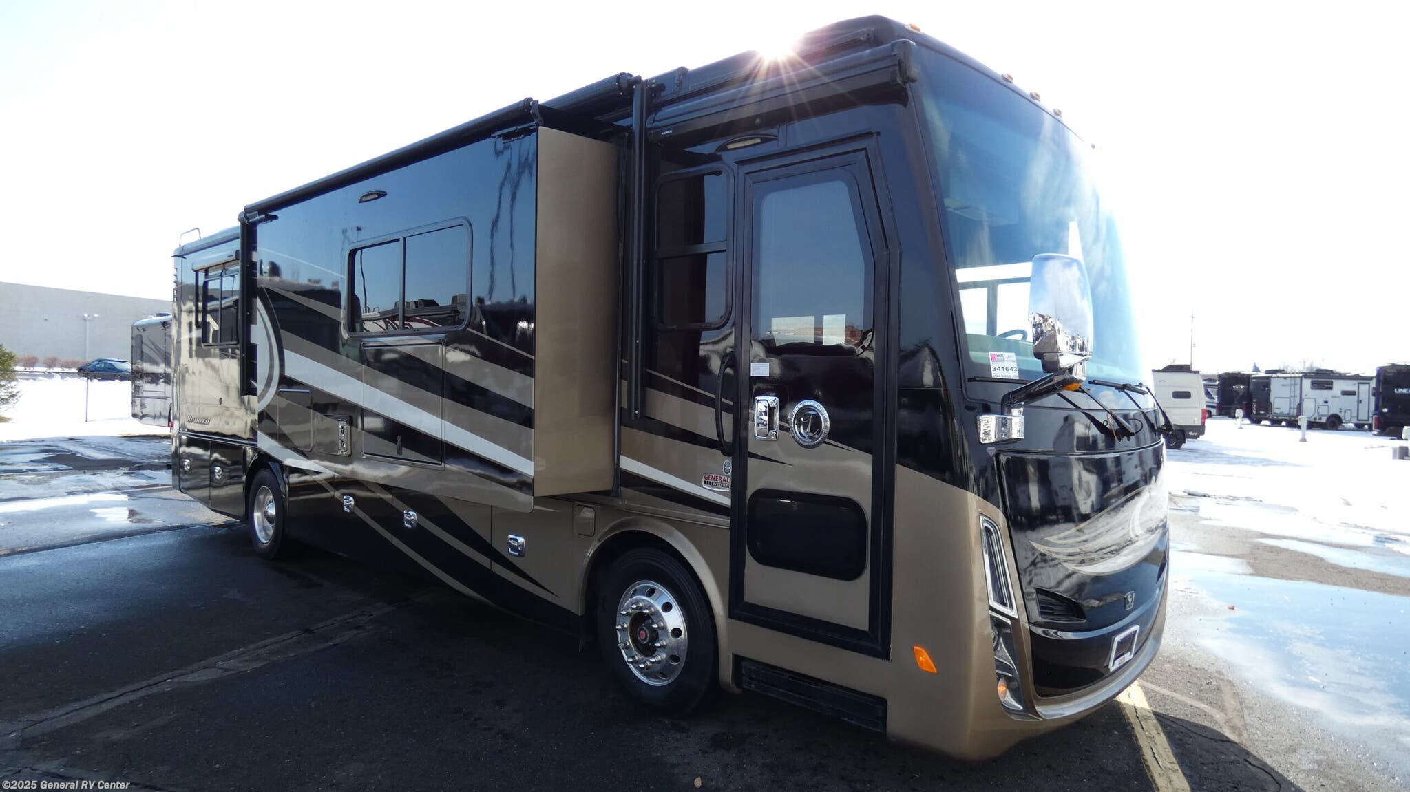 Used 2017 Tiffin Allegro Breeze 32BR available in Wixom, Michigan