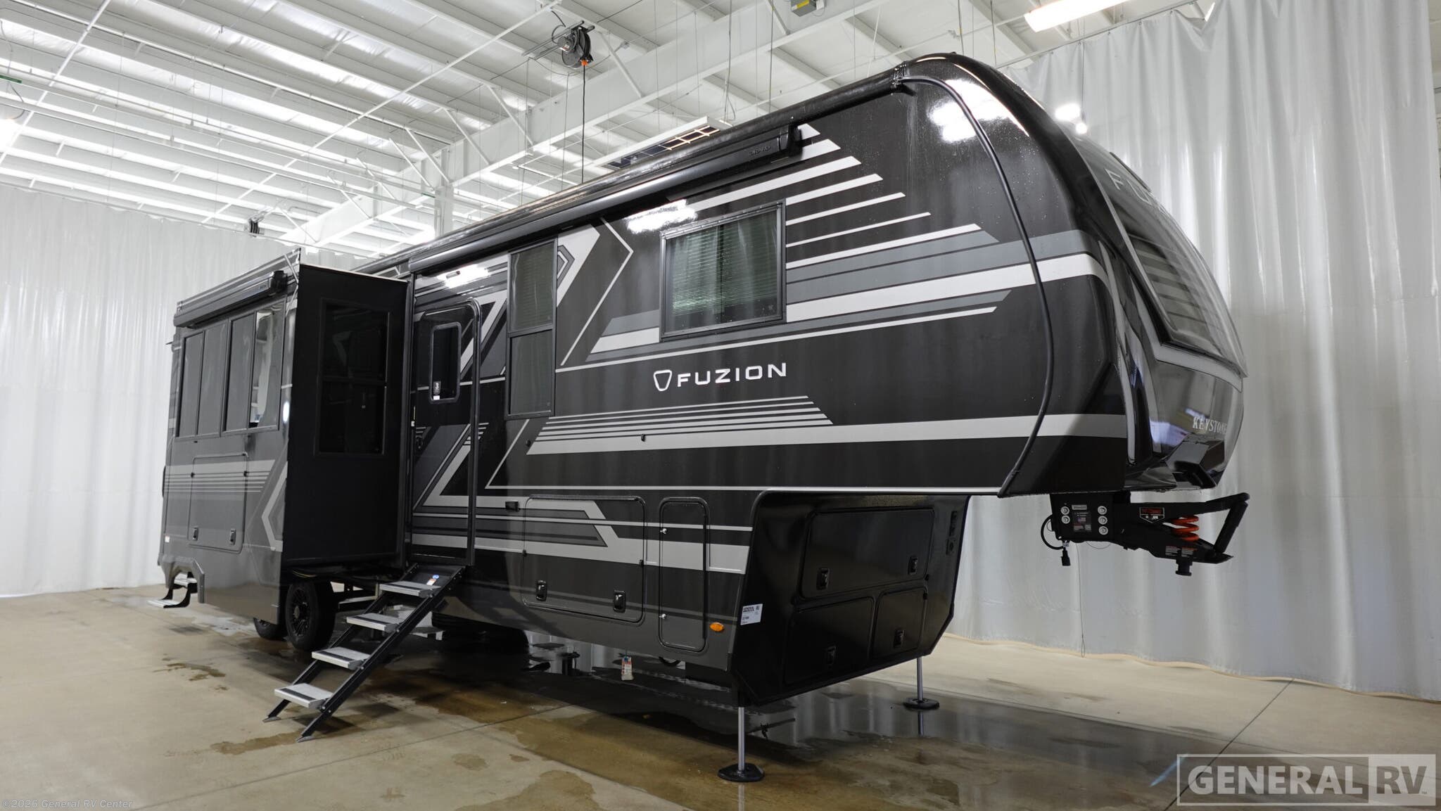 New 2026 Keystone Fuzion 373 available in Wixom, Michigan