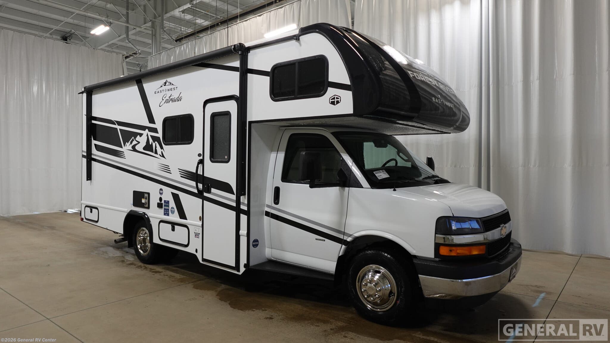 New 2026 East to West Entrada 220S available in Wixom, Michigan