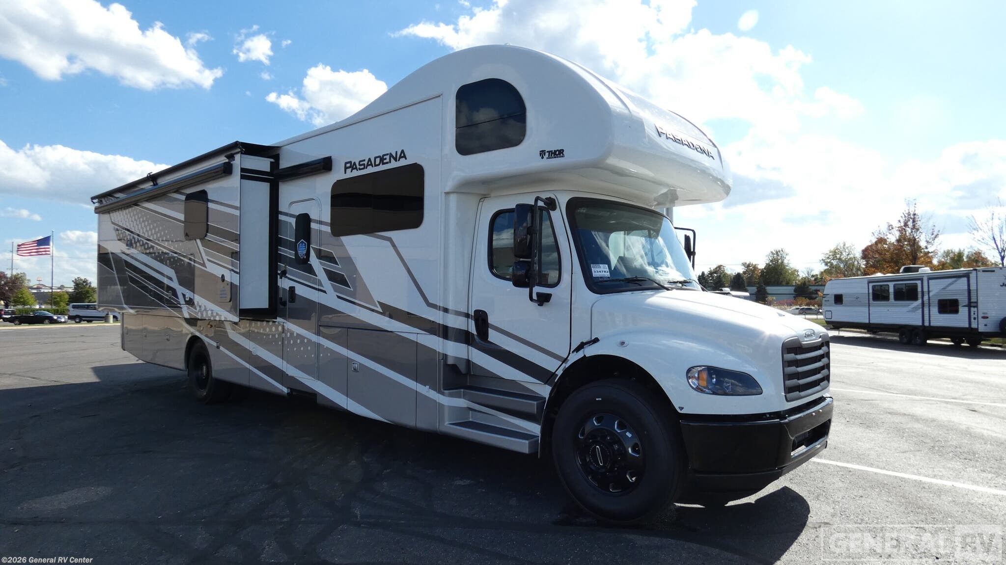 New 2026 Thor Motor Coach Pasadena 38FX available in Wixom, Michigan