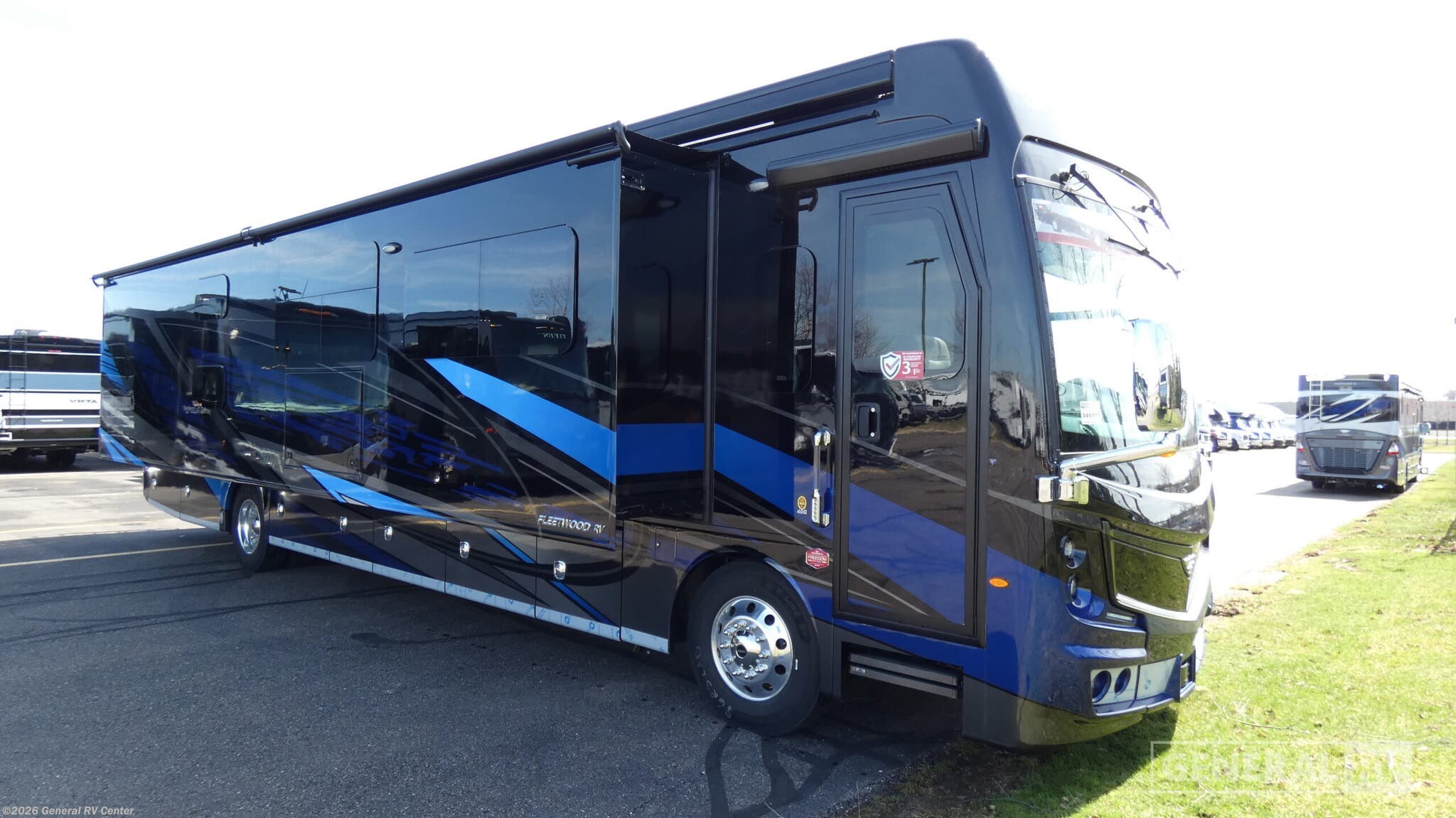 New 2026 Fleetwood Discovery LXE 40G available in Wixom, Michigan