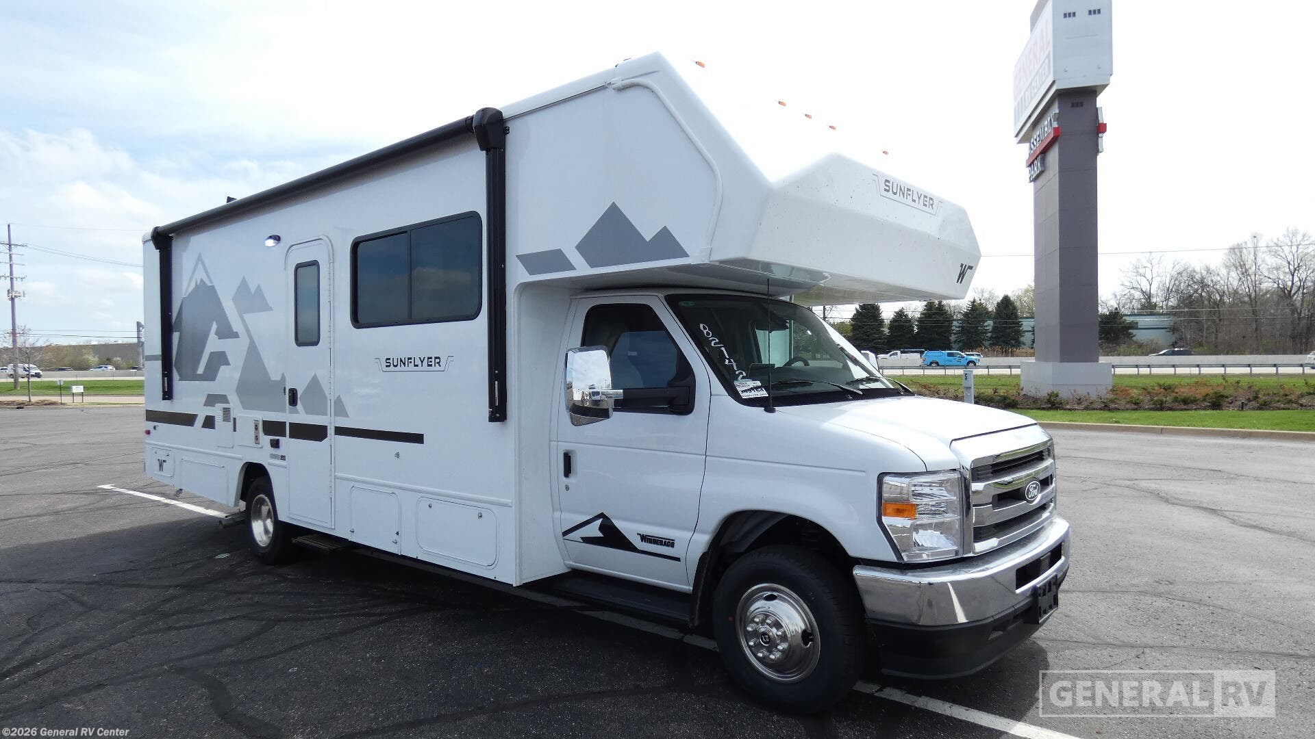 New 2027 Winnebago Sunflyer 26FE available in Wixom, Michigan