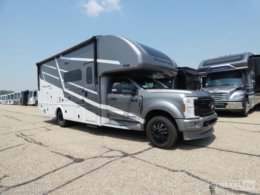 New 2026 Thor Motor Coach Magnitude S29 available in Wixom, Michigan