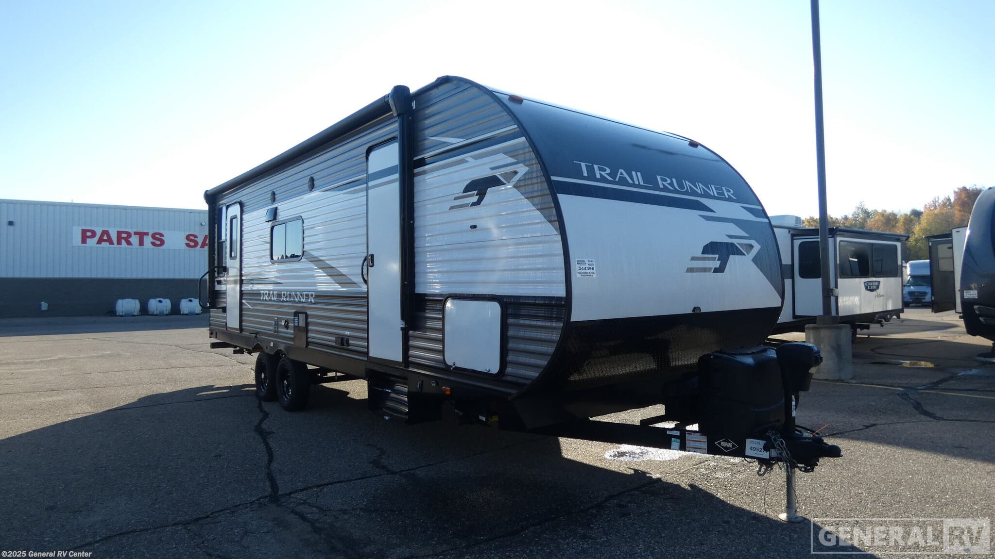 Used 2022 Heartland Trail Runner 255RL available in Birch Run, Michigan